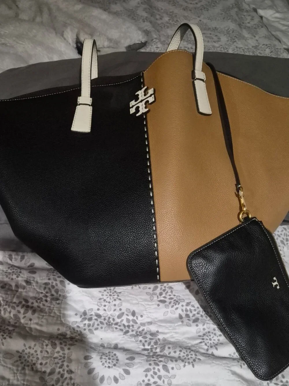 Tory Burch Tote - Picture 5 of 6